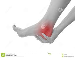 La cheville est une articulation particulièrement fragile et la moindre douleur doit être prise en charge rapidement pour éviter des complications. Douleur Aigue Dans Une Cheville De Femme Image Stock Image Du Aigue Cheville 31099957