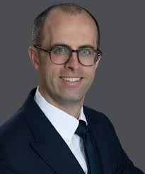 James Lansdown's Instagram, Twitter & Facebook