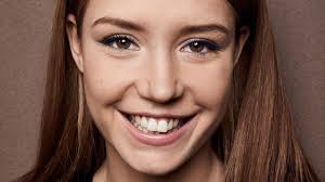 Adele Exarchopoulos Hd Adele Exarchopoulos Adele Blue Is The Warmest Colour