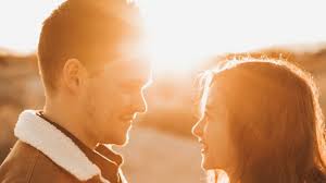 Kamu yang mengajariku akan indahnya jatuh cinta. 40 Kata Kata Mutiara Bijak Jatuh Cinta Luapan Jiwa Membara Ragam Bola Com