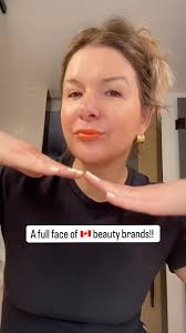 We asked our guest @igfamousbydana which celeb had the biggest  transformation of 2024. Do you agree? For more with Dana, click the link in  bio to listen to our whole juicy conversation