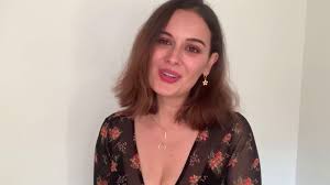 Wake up sid's director makes his 2nd film with dharma productions. Yeh Jawaani Hai Deewani Actress Evelyn Sharma A Sustainability Warrior Shares Tips To Recycle And Upcycle Fashion To Reduce Carbon Footprint Hindi Movie News Bollywood Times Of India Movie Download