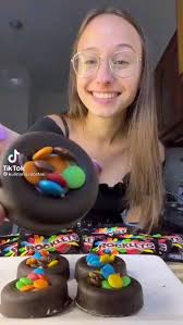 Lea Alvarez (leamibeiadomi)