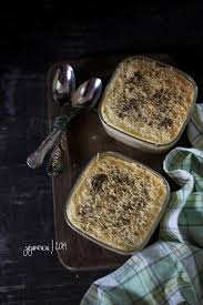 Kini sudah saatnya untuk berkreasi dengan membuat aneka jenis makanan. Macaroni Schotel Jajane Vivi