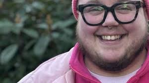 Trans man's top surgery in Turkey 'cancelled due to fatphobia'