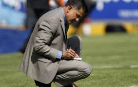 Juan carlos osorio estará a cargo de la selección de paraguay durante las fechas fifa, copa américa 2019 y el proceso eliminatorio rumbo al el estratega colombiano juan carlos osorio dejó el cargo de seleccionador de méxico, según anunció la federación del citado país. Juan Carlos Osorio Divide Opiniones Antes De Llegar A Mexico El Informador