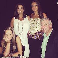 He is the nephew of collingwood player des tuddenham and the uncle of current melbourne football club player james frawley. Danny Frawley S Daughter Danielle Posts About Afl Legend Father S Depression Express Digest