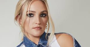 Get the latest news and updates on jamie lynn delivered to your inbox! Jamie Lynn Spears On The Zoey 101 Reboot Family New Music