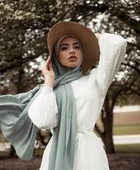 Batul Bazzi Bazzibatul Instagram Photos And Videos In 2020 Modest Fashion Hijab Modesty Fashion Hijab Fashion