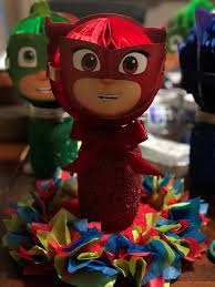 Gekko de heroes en pijama pj masks en fondant. Pj Masks Themed Centerpieces Gigi Eventdecoration Facebook