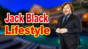 It's symbolized by two fish swimming in opposite directions, representing the. Jack Black Zahlt Rund Eine Million Steuern Was Der Geschatzte Wert Seines Besitzes Ist Biografie Juli 2021