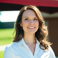 Shaded with Love Volume 3: Coloring Book for a Cause: Hildreth, Jessica:  9781548357344: Amazon.com: Books