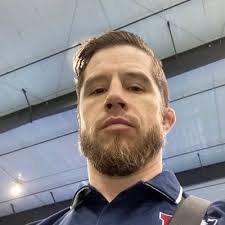 Shawn Contos (@shawncontos)