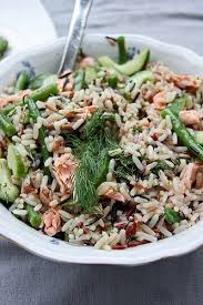 Salade De Saumon Et Riz Sauvage Vinaigrette A L Aneth Salade Saumon Recettes De Cuisine Salade