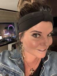 Delong Wellness LLC, 3100 E John Hinkle Pl, Ste 106, Bloomington, IN 47408,  US