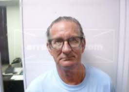 The tropical climate here in orlando attracts not only tourists, but also many different species of insects, many of which make their way into our homes and onto our property. Nuoqao Pq6hyam