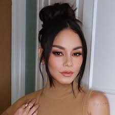 Este es el significado del nombre Vanessa como la guapa actriz con sangre  latina