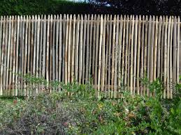 Staketenzaun Sichtschutz Hohe 1 50m Mit 2 3cm Lattenabstand Rolle 5m Naturzaun Kleinen Raumgartnerei Zaun