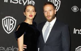 She was born in adelaide, south australia, to kevin palmer, an investor, and paula sanders, a former missionary and nurse. Teresa Palmer Announces Arrival Of Third Child With Mark Webber