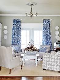 Woven of natural seagrass, its light natural green hue will mellow to a warm golden beige over time. A Guide To Natural Fiber Rugs Find The Perfect Rug Diy Playbook