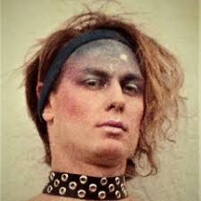 Stream Wasted Kisses by Ian Purdie