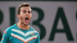 Au lendemain de la victoire de rafael nadal contre novak djokovic en finale du masters 1000 de rome, voici le classement atp à jour. Tennis Le Toulousain Hugo Gaston Fait Un Bond Au Classement Atp Ladepeche Fr