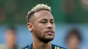 Hirving rodrigo lozano bahena is a mexican professional footballer who plays as a winger for serie a club napoli and the mexico national tea. Neymar Takes Centre Stage As Brazil Move In To Last Eight