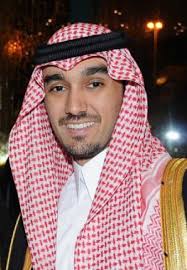 لماذا كنت تحب جمل بن شري وخلف بن هذال وعبد العزيز بن سعود بن محمد السامر وتغدق عليهم كثيرا؟ الجواب: Ù…Ù…Ù„ÙƒØ© Ø§Ù„Ø´Ø¨Ø§Ø¨ ØªÙ‚ÙˆØ¯ Ø§Ù„Ø®Ù„ÙŠØ¬ Ø®Ø§Ø¯Ù… Ø§Ù„Ø­Ø±Ù…ÙŠÙ† Ø§Ù„Ø´Ø±ÙŠÙÙŠÙ† ÙŠØ®ØªØ§Ø± Ù‚ÙŠØ§Ø¯Ø© Ø´Ø§Ø¨Ø© Ù…Ø´Ù‡ÙˆØ¯ Ù„Ù‡Ø§ Ù„ÙˆÙ„Ø§ÙŠØ© Ø§Ù„Ø¹Ù‡Ø¯ Ù…Ø­Ù…Ø¯ Ø¨Ù† Ø³Ù„Ù…Ø§Ù† ÙˆÙ„Ù‰ Ø§Ù„Ø¹Ù‡Ø¯ Ø§Ù„Ø¬Ø¯ÙŠØ¯ Ø¹Ø§Ø´Ù‚ Ù„Ù„ØªØ­Ø¯Ù‰ ÙˆÙŠÙÙƒØ± Ù„Ù„Ù…Ø³ØªÙ‚Ø¨Ù„ ÙˆØ¹Ø¨Ø¯Ø§Ù„Ø¹Ø²ÙŠØ² Ø¨Ù† Ø³Ø¹ÙˆØ¯ Ø£ØµØºØ± ÙˆØ²ÙŠØ± Ø¯Ø§Ø®Ù„ÙŠØ© ÙÙ‰ ØªØ§Ø±ÙŠØ®
