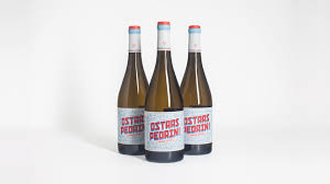 Vicente gandía es una gran bodega valenciana gestionada por la cuarta generación de una misma familia, que elabora actualmente vinos embotellados bajo 9 denominaciones españolas distintas. Diseno Etiqueta Vino Ostras Pedrin Pixelarte