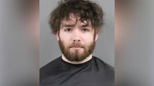 Man kicked off flight for wearing underwear as face mask