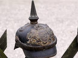 History and etymology for pickelhaube. Geschichte Preussens Pickelhaube Deutsche Geschichte Geschichte Planet Wissen