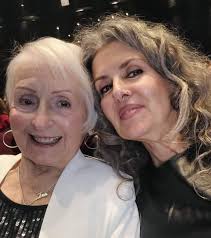 Kimberly Hunter-Gafur (@khuntergafur) • Instagram photos and videos