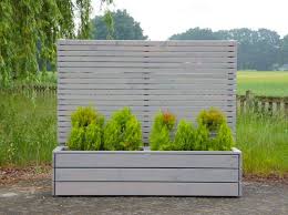 4,4 von 5 sternen 73. Pflanzkasten Mit Sichtschutz Transparent Geolt Grau Als Abgrenzung Fur Terrasse Balkon Uvm In Vers Sichtschutz Garten Holz Pflanzkasten Pflanzkasten Holz