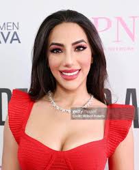 GPN Women in Leadership Awards & #helpla Launch, celebrating and honoring  the incredible women making an impact in our community. Felt amazing  wearing this stunning diamond necklace from @ouncecollection and a beautiful