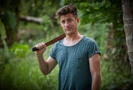 No british tv channel or production company believed in the idea, but the swedish production company strix television did and thus the first season ever was broadcast in sweden in 1997. Eindhovense Hugo Kennis Wint Expeditie Robinson Dit Was De Finale In 20 Tweets Brabant Ed Nl