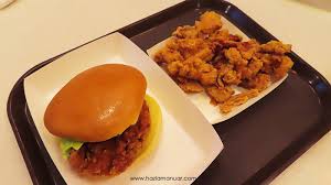 Cara membuat burger ayam rumahan: Burger Ayam Dan Ayam Goreng Hazlamanuar