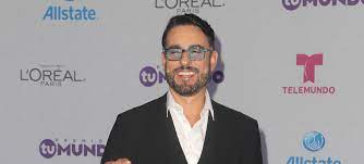 La gran sorpresa de Miguel Varoni al encontrar a su doble | Tropicana  Colombia