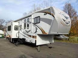 Most commonly, toy haulers are fifth wheel or travel trailers, though some motorhomes can also be a toy hauler. Cyclone Xl 2 42 5th Wheel Toy Hauler For Rent Phoenix Going Places Rv Rentals