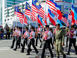 Polisi akui kesulitan buru r, pria yang ajari nani racik takjil sianida. Celebrating Hari Merdeka Independence Day In Malaysia