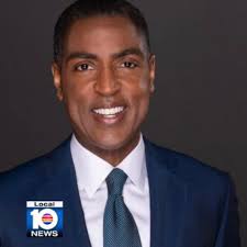 What a productive evening with Miami news anchor and philanthropist  @calvinwplg and entrepreneur @didiwongofficial! Grateful for the  inspiration and great vibes