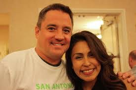 Amanda Cavender's Instagram, Twitter & Facebook