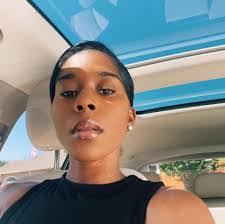 Carolyn Redd's Instagram, Twitter & Facebook