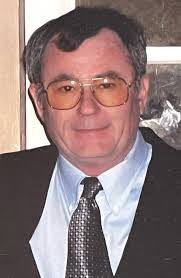 Ronald Winstead's Instagram, Twitter & Facebook