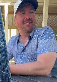 Kara Seale (@kluvsa)