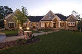 Choosing the right home plan can be difficult. Pin By Teanna Garvin On House Ideas Luxury House Plans Ranch Style Homes Traditional House Plans