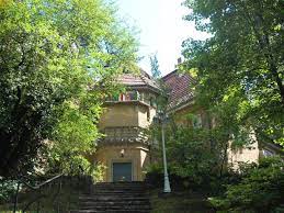 In frohnau you can find the oldest buddhist temple in europe. Das Buddhistische Haus Wikipedia