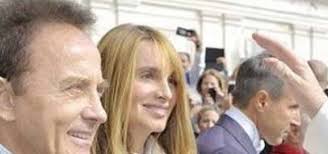 I 100 anni di maurizio corgnatil'uomo che inventò (e amò) milva. Giovanna Lorenzi Moglie Roby Facchinetti Trent Anni Insieme E Una Grande Cosa