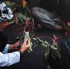 Gambar batik wayang terlihat keren download now jual batik wayang arj. Gambar Wayang Daun Singkong Jpg Wikipedia Sunda Ensiklopedi Bebas