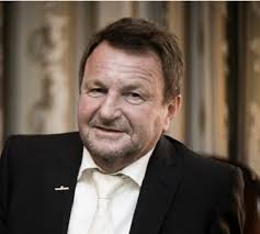 Facebook gives people the power to share and makes the world more open and connected. Jozef Wojciechowski Inwestuje W Trzecioligowca Gol24