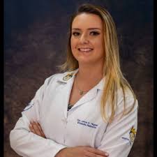 Leticia Grazielly Wagner (Ortopedista)